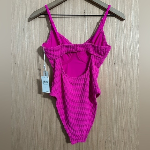 GOOD AMERICAN Jacquard Show Off One Piece Swimsuit, Size 1 - Picture 5 of 10